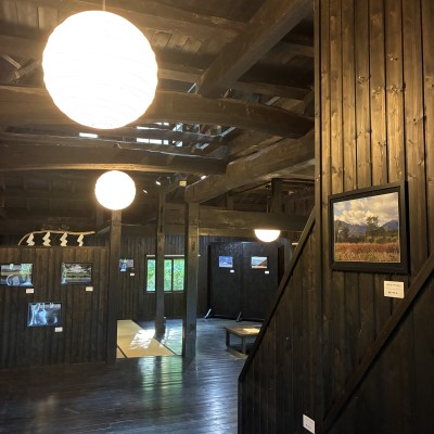『十勝千年の森　四季のガーデンから望む日高山脈』写真展開催中